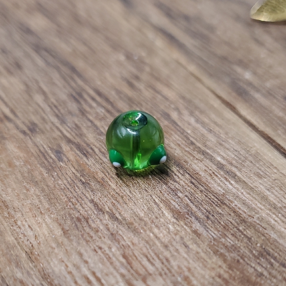 Green Glass‎ Bead Artisan P280
